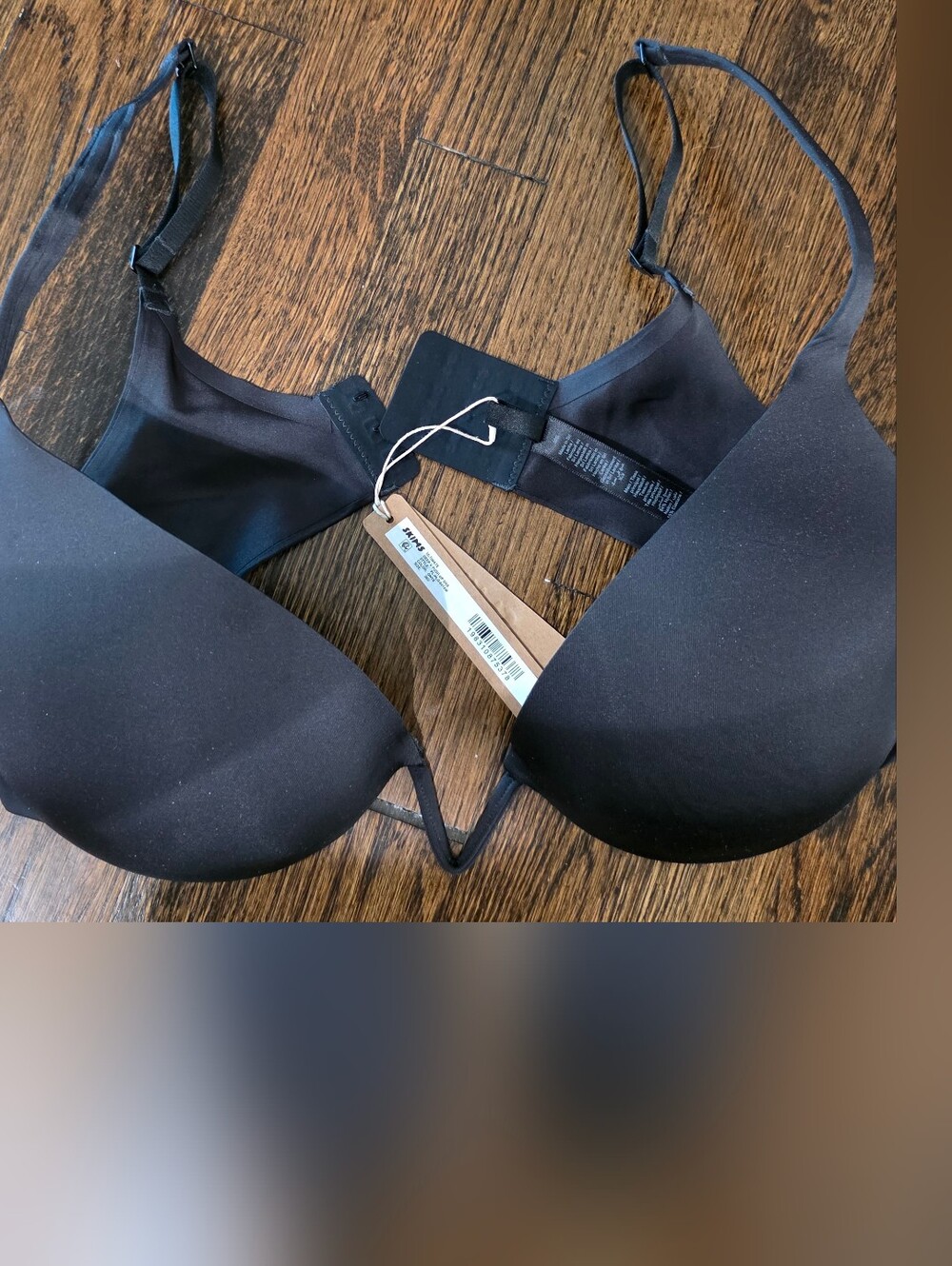 Skims Deep Plunge V Bra 36D
